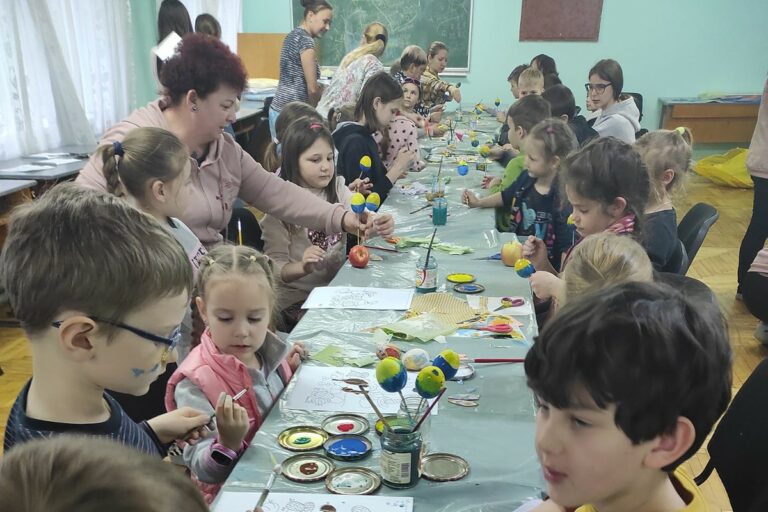 Menekült gyermekeket segít a tiszaújhelyi szervezet