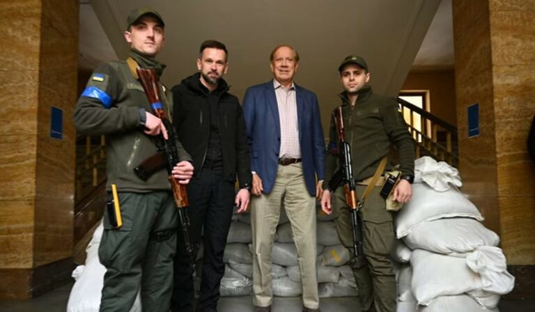 George Pataki elismerően beszélt a kárpátaljai katonai adminisztráció munkájáról