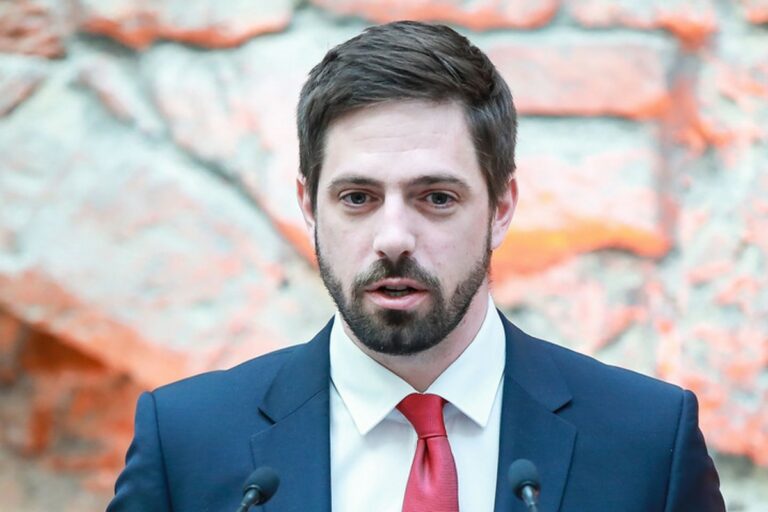 Левенте Мадяр: угорський народ заслуговує подяку та повагу