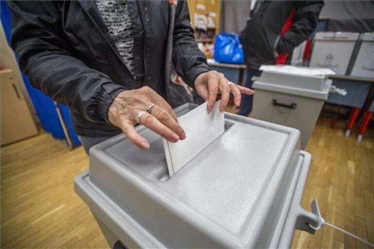 Megkezdődött a szavazás Magyarországon