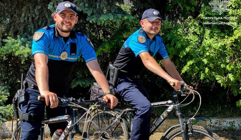 Kerékpáron is járőröznek majd a rendőrök Kárpátalján