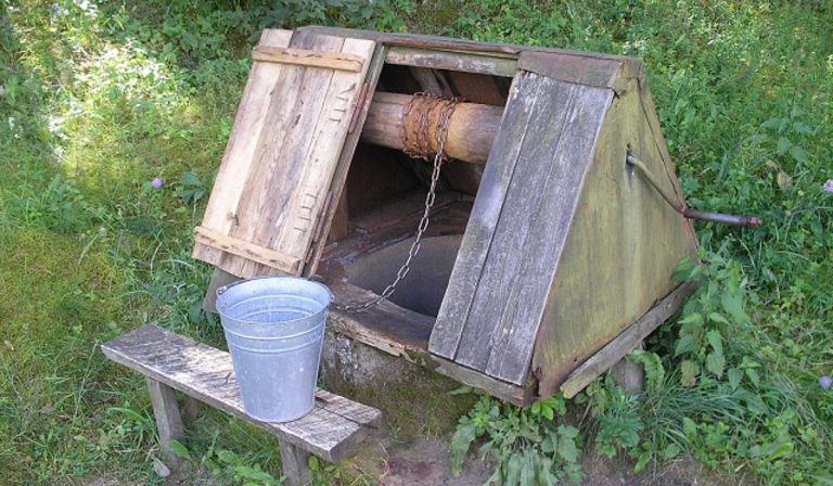 Holttestet találtak egy kútban Izsnyétén