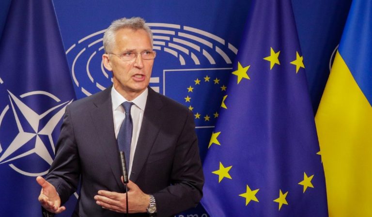 Stoltenberg a Kurszki terület elleni ukrán offenzíváról