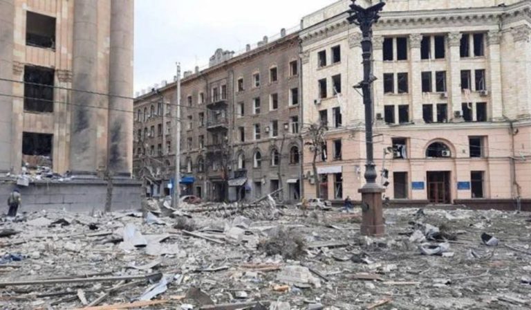 Légitámadás érte Harkivot: négyen meghaltak