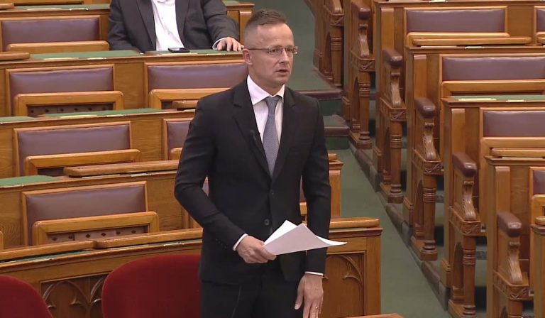 Szijjártó: Magyarország a béke pártján áll