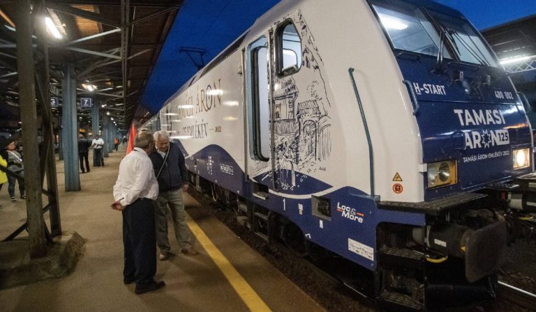 Elindult a Misszió zarándokvonat Budapestről a csíksomlyói pünkösdi búcsúba