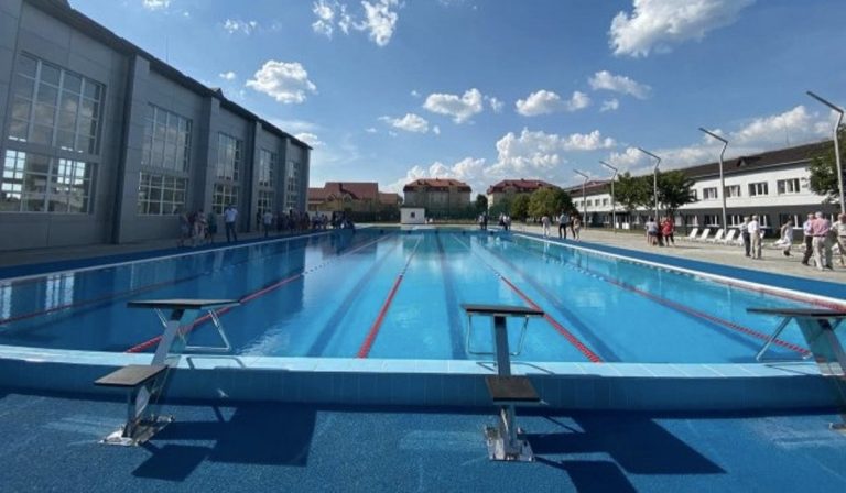 Péntektől látogatható a munkácsi sportiskola uszodája