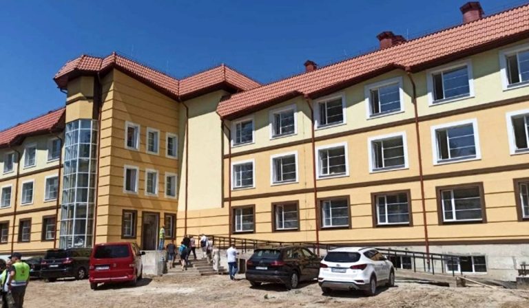 Folytatódik az alsóapsai tüdőkórház építése