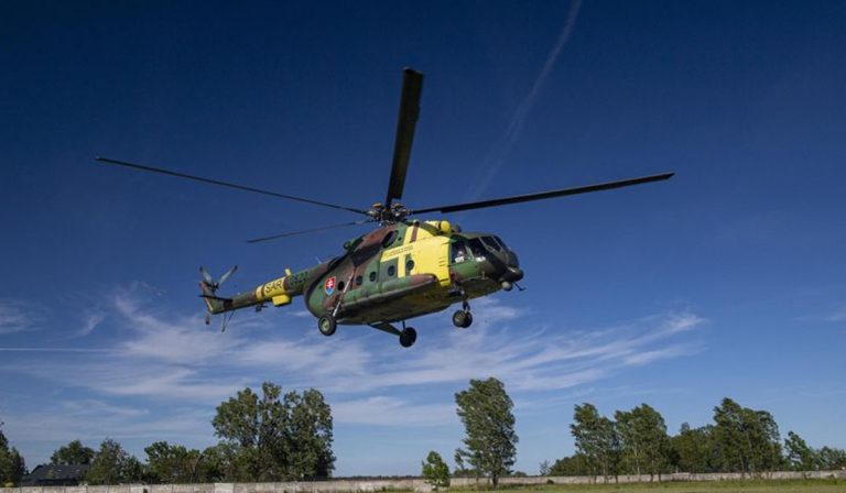Helikoptereket és lőszert adott Szlovákia Ukrajnának