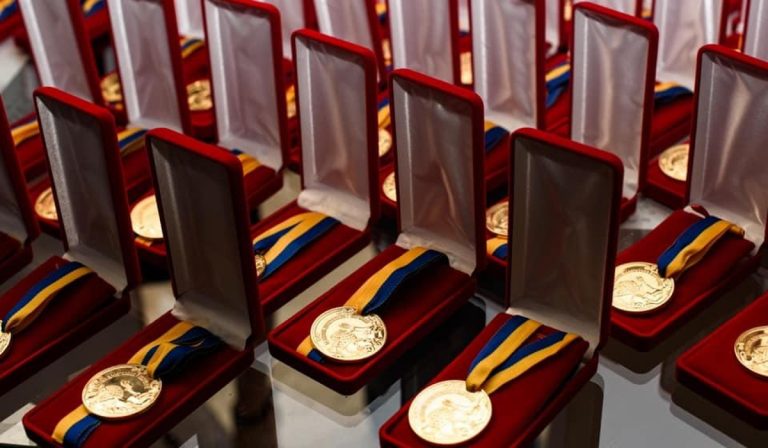 Közel 10 ezer végzős fejezte be idén a középiskolát Kárpátalján