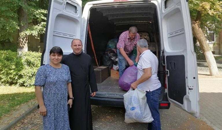 Ismét segít a Rákóczi-főiskola a menekülteknek