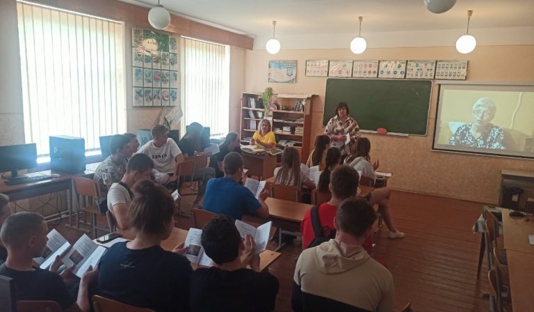 Sikeresen zajlott le a Könyvsziget pályaorientációs projektje