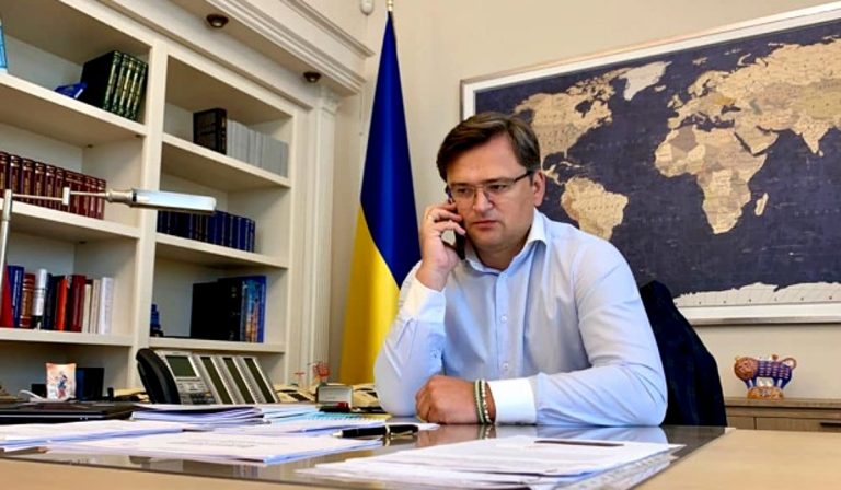 A lengyel és a litván külügyminiszterrel tárgyalt Kuleba