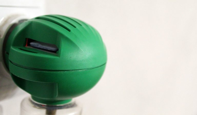 elektromos szúnyogriasztó