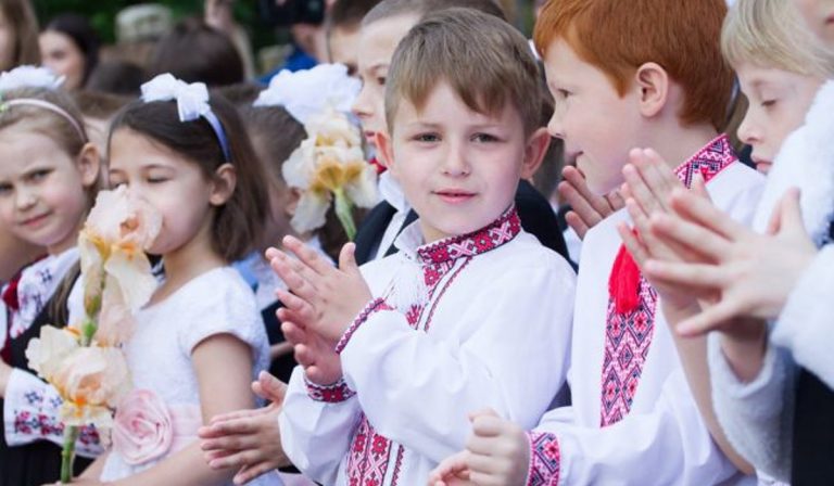60 tanintézményben vette kezdetét az oktatás Ungváron
