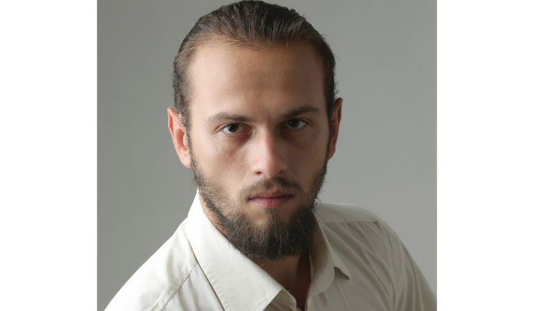 Színfalak mögött: Szilvási Szilárd segédszínész