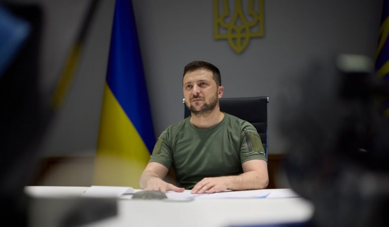 Zelenszkij: ezer települést már visszafoglalt az ukrán hadsereg