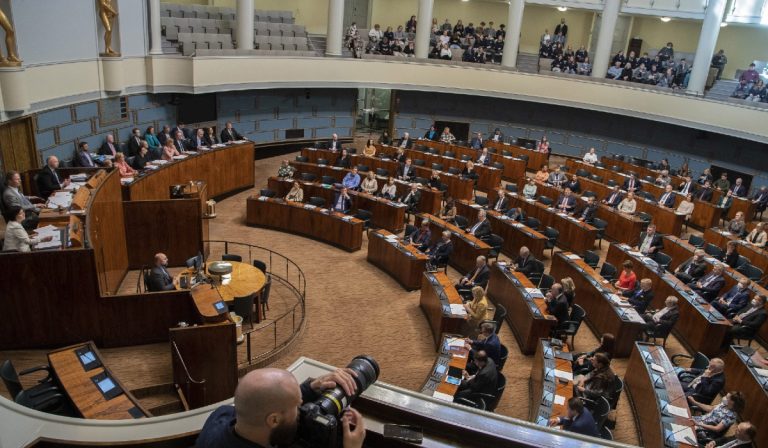 A finn parlament elfogadta a módosított határvédelmi törvényt