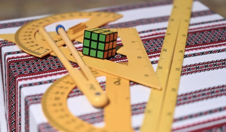 Matematikai nyári iskola nyílt Ungváron