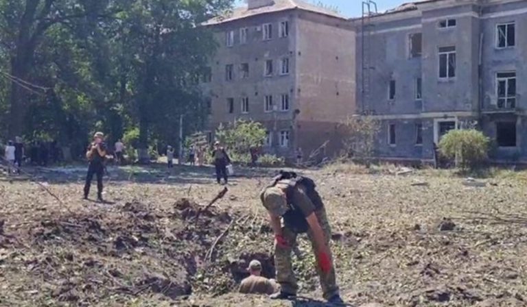 Az orosz erők csapást mértek Kramatorszk központjára