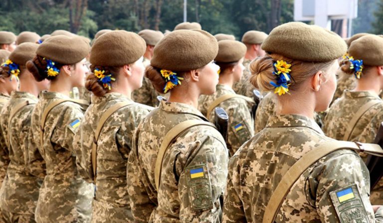 Több mint 40 ezer nő szolgál az ukrán hadseregben