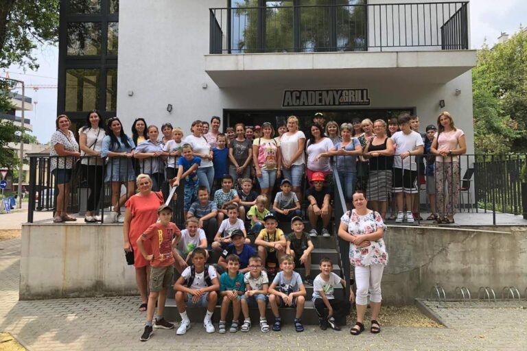 Édesanyák és fiaik Debrecenben