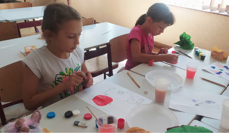 Festészetet tanulhattak a hittanosok Beregszászban