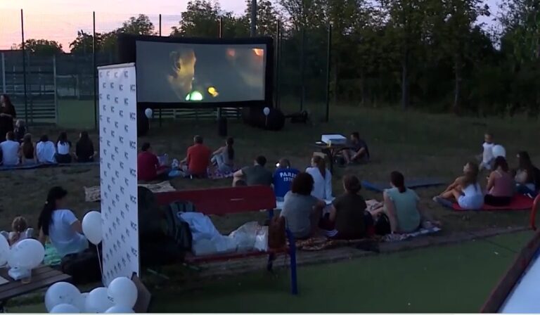 Jótékonysági moziestet szerveztek Beregszászban