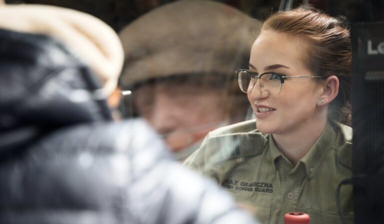 За пів року до Польщі виїхали шість мільйонів українців