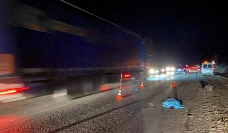 Kamion gázolt halálra egy férfit Ungvár közelében