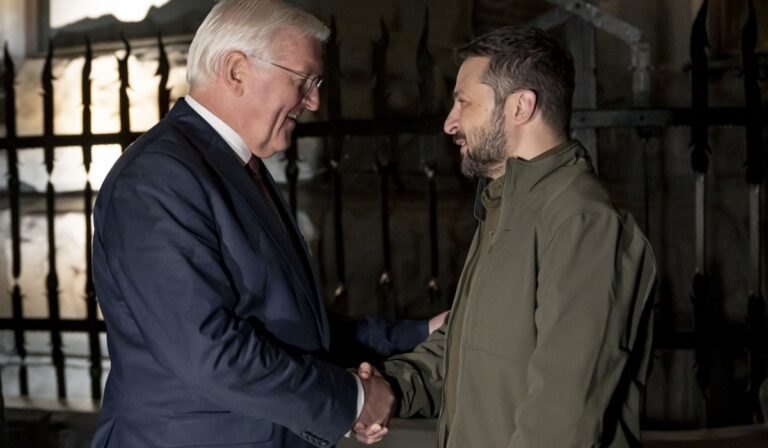 Kijevben találkozott Steinmeier és Zelenszkij