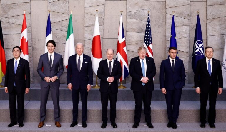 G7: addig fogjuk Ukrajnát támogatni, míg az szükséges