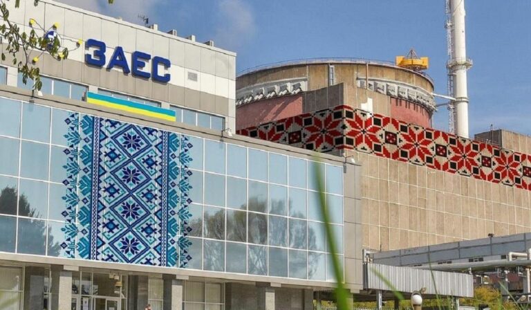 Ideiglenes tűzszünetet hirdettek a zaporizzsjai atomerőmű területén