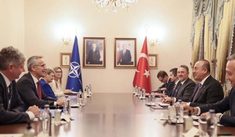 NATO-csatlakozás: újabb feltételeket teljesített Svédország és Finnország