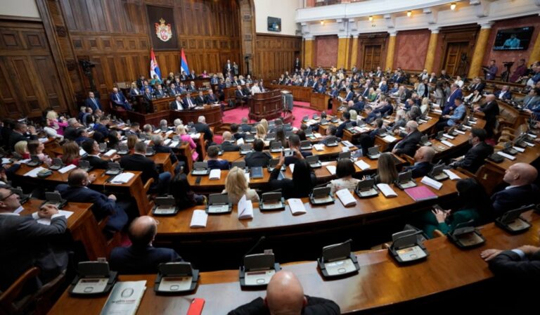 Kinevezték a szerb kormány magyar államtitkárait