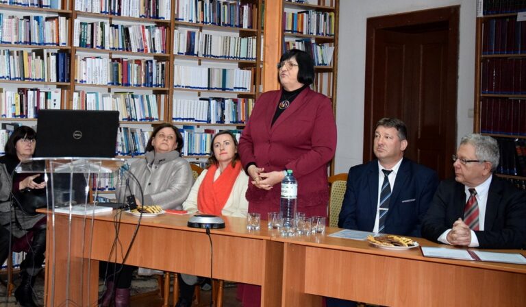A magyar tudomány ünnepe: könyvbemutató a Rákóczi-főiskolán
