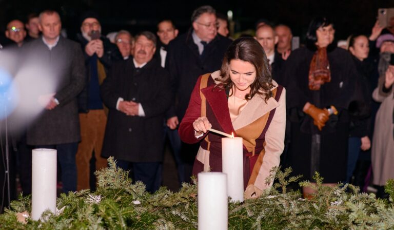 The President of Hungary lit the first candle of Advent in Beregszász