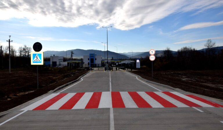 Határinfó: 80 ezren haladtak át az ellenőrzőpontokon pénteken