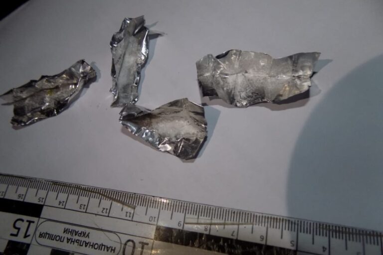 Metamfetamint találtak egy 18 éves fiúnál Ilosván