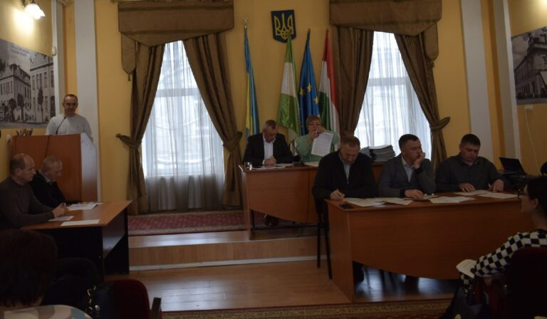 Ülésezett a Beregszászi Városi Tanács