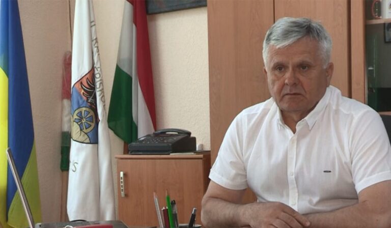 Menesztették a munkácsi magyar iskola igazgatóját