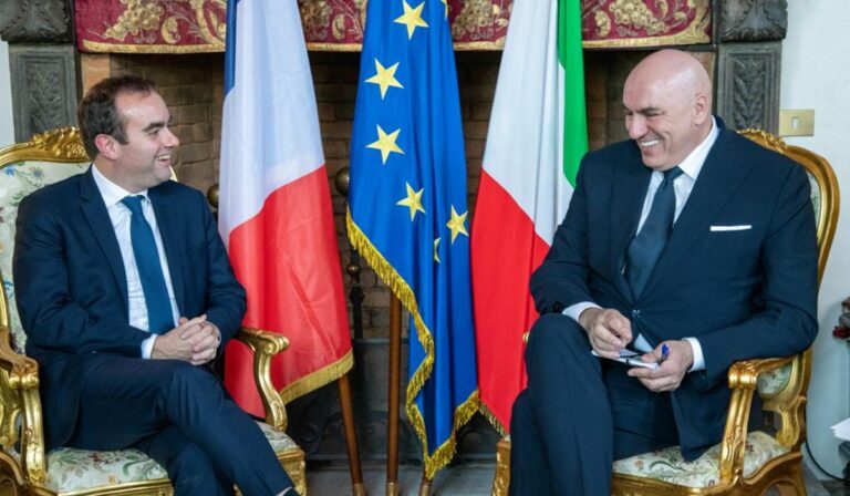 Ukrajnáról egyeztetett az olasz és a francia védelmi miniszter