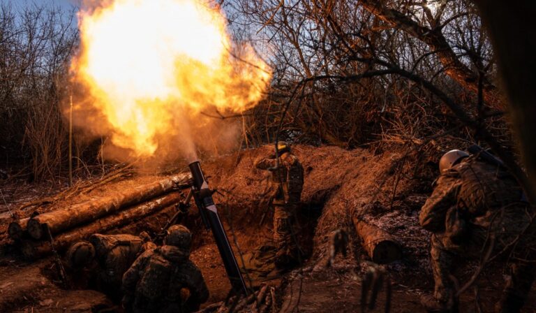 Az ukrán hadsereg előretört Bahmutnál