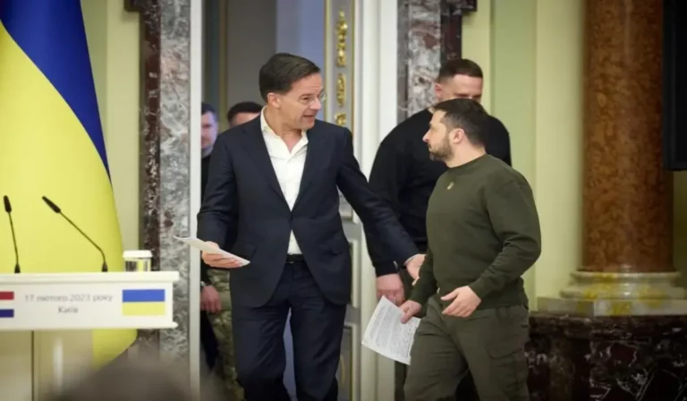 Rutte: Hollandia Dániával és Németországgal együtt száz Leopardot adna Ukrajnának