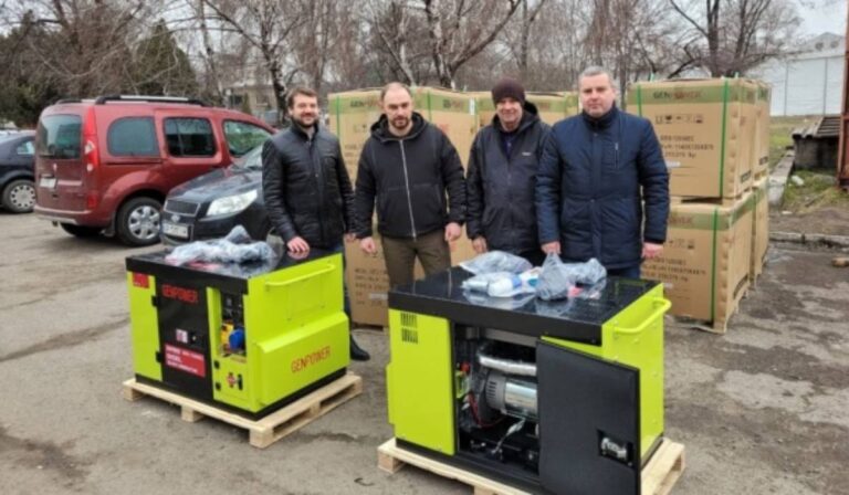 Zaporizhzhia region’s healthcare facilities receive 16 generators from USAID