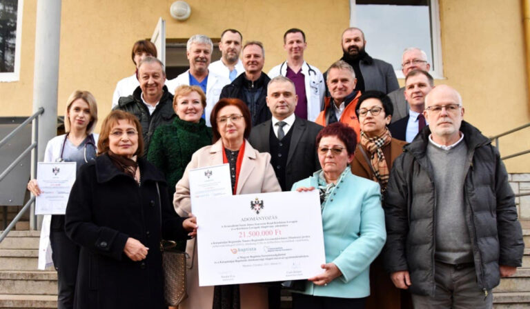 Modern orvosi berendezést kapott a megyei gyermekkórház