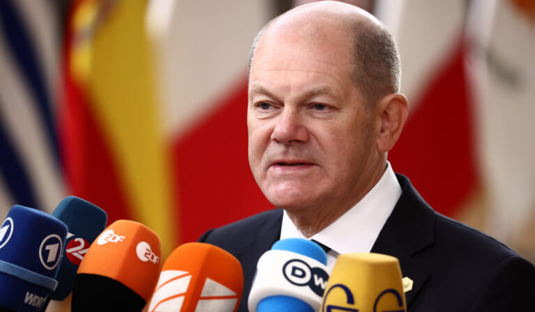 Scholz: csak igazságos békével lehet lezárni a háborút