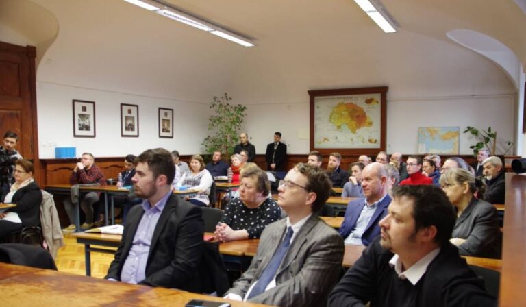 Sárospatakra látogatott a KRE küldöttsége