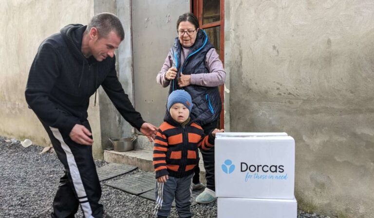 Élelmiszercsomagokat küldött Kárpátaljára a Dorcas Jótékonysági Alapítvány