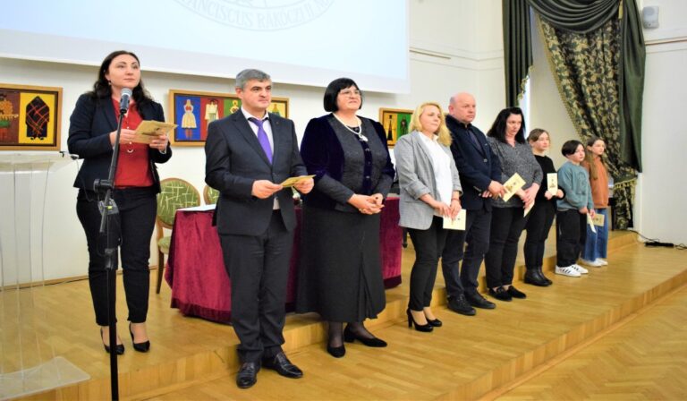 Nyelvtanfolyamok valósultak meg a Rákóczi-főiskolán